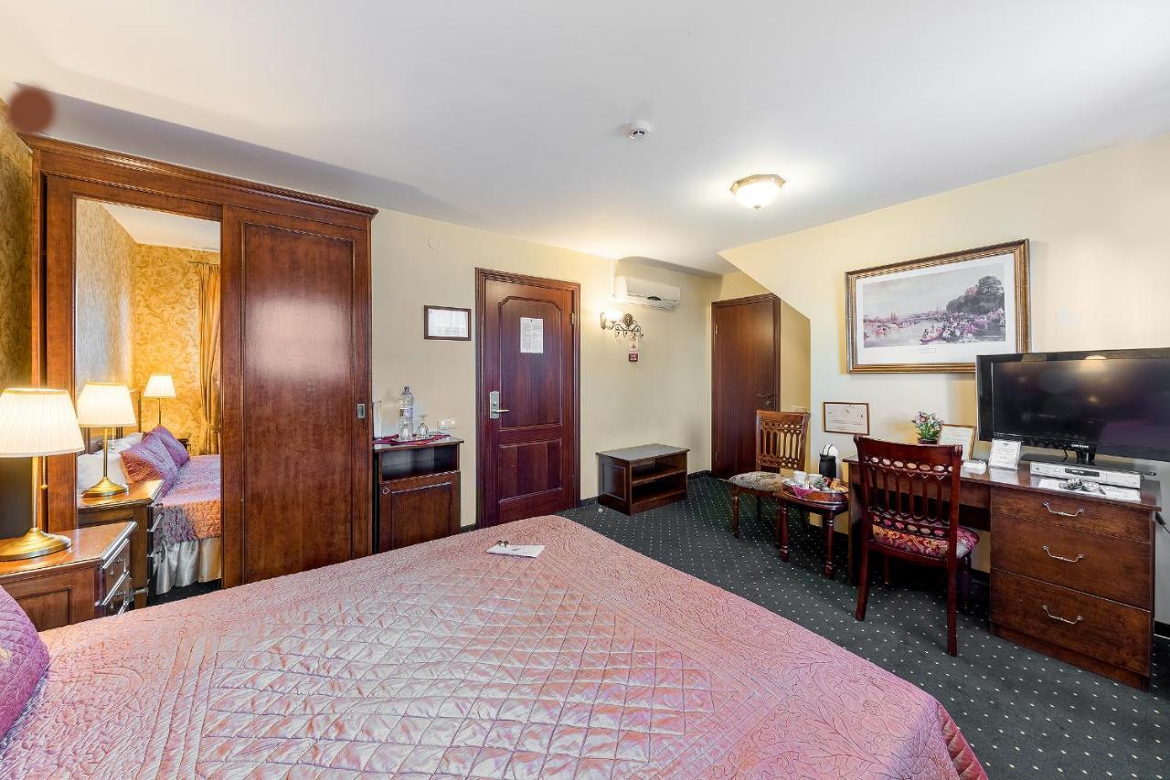 Rowing Hotel Trakai Εξωτερικό φωτογραφία