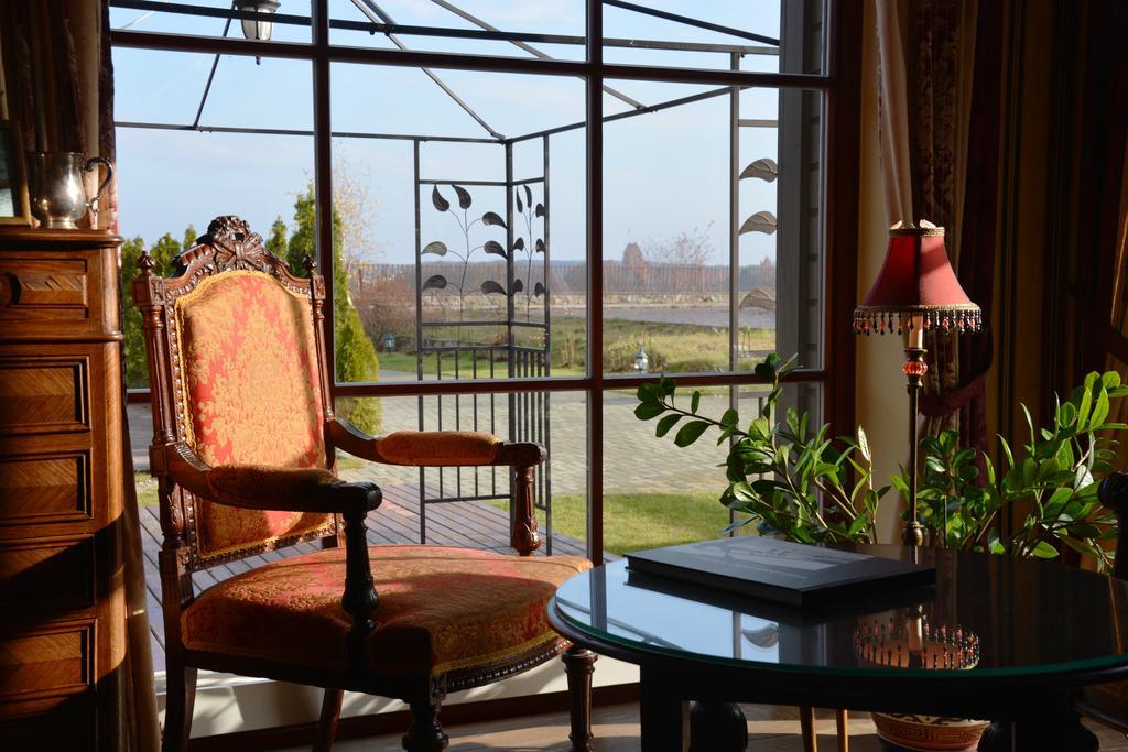 Rowing Hotel Trakai Εξωτερικό φωτογραφία